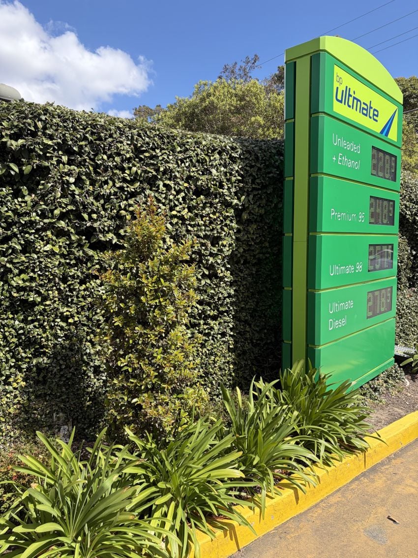 Convenience Outlet, BP Longueville convenience outlet, bp longueville